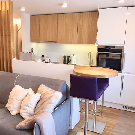 Modern City Center Apartment Marijampole Bagian luar foto