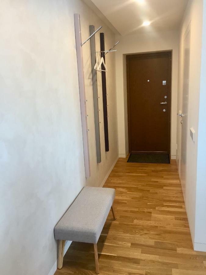 Modern City Center Apartment Marijampole Bagian luar foto